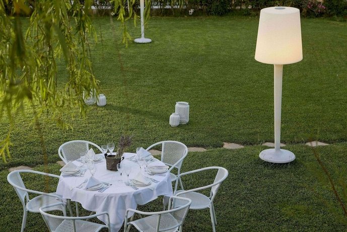 Lagos Mare Hotel