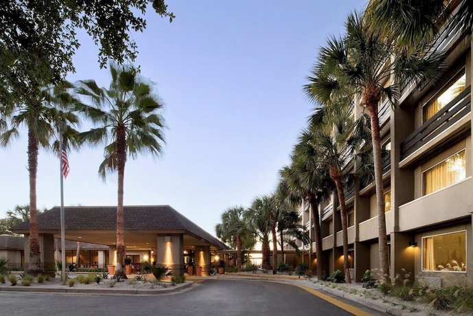 Holiday Inn Resort Beach House Hilton Head Island United States thumbnail