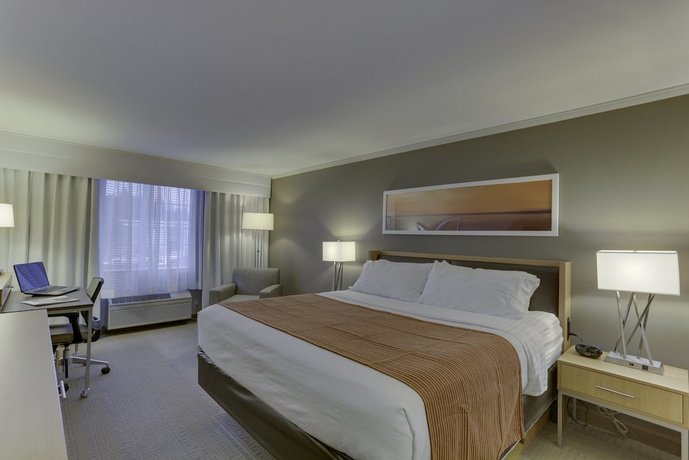 Holiday Inn Spokane Airport