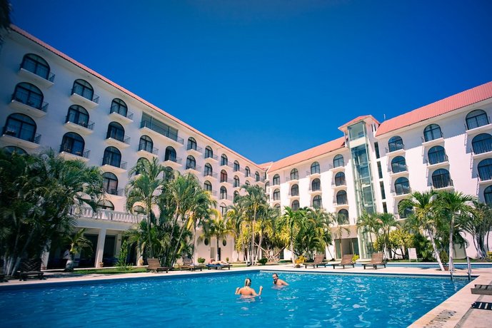Hotel Caracol Plaza