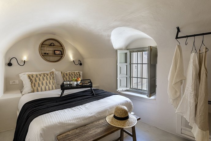 Caldera Houses Oia