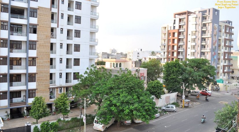 Hotel Raghuraj Palace