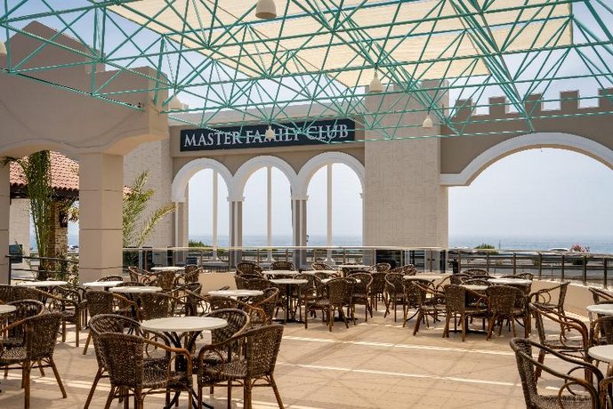 Master Family Club - All Inclusive