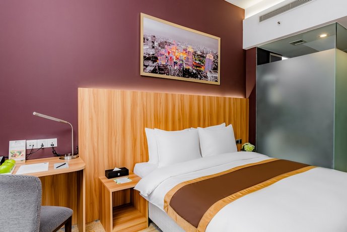 Bay Hotel Ho Chi Minh