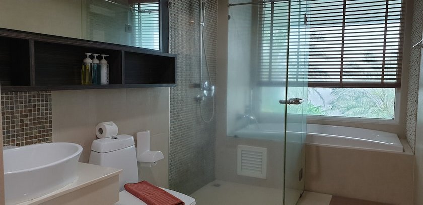 The Baycliff Residences