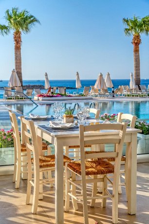 Louis Nausicaa Beach
