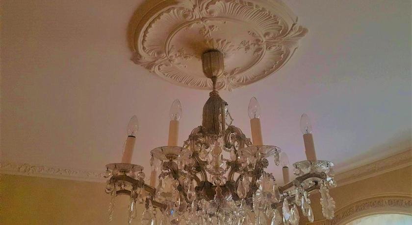 GoldStar Luxury Old Town Krakow Apartment