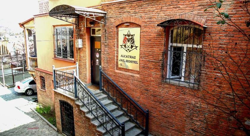ALCATRAZ JAIL-HOSTEL