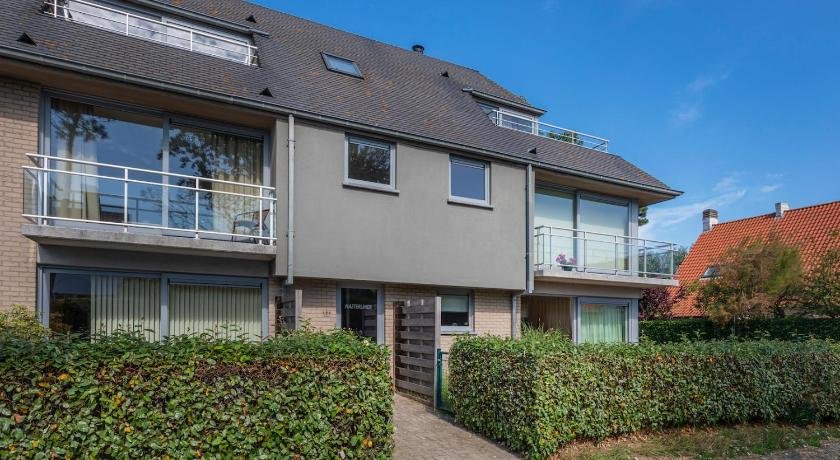 Maeterlinck 0102 + garage 2