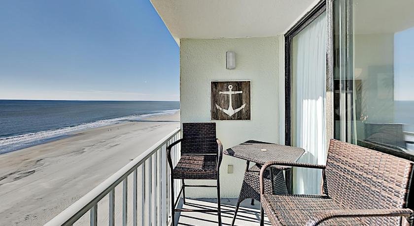 Sands Beach 922 2br 2ba Oceanfront Condo Near Popular Shore Drive