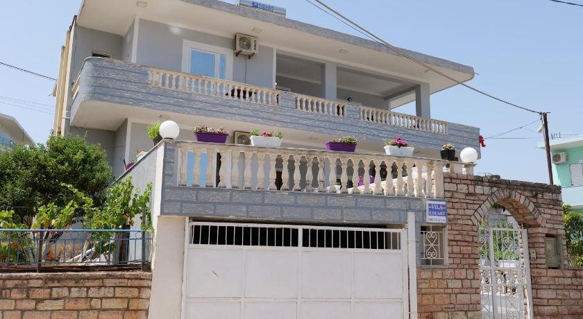 Apartments and Studios Vila Eduart