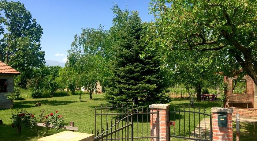 Artist's ranch