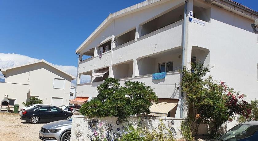 Apartments Filipovic Povljana