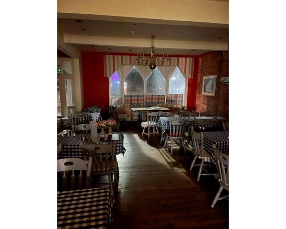 Chatsworth Hotel