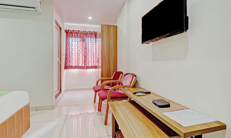 Capital O 19360 Sai Suites Inn