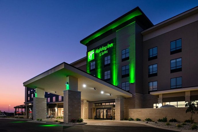 Holiday Inn & Suites - Idaho Falls