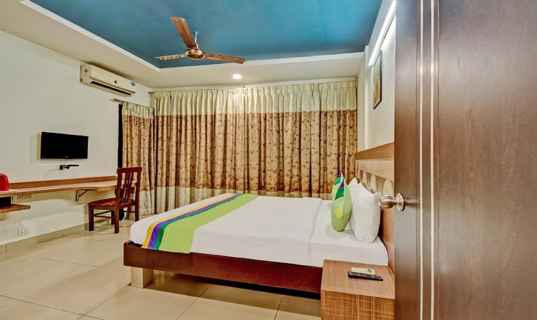 Hotel Raj Elegance