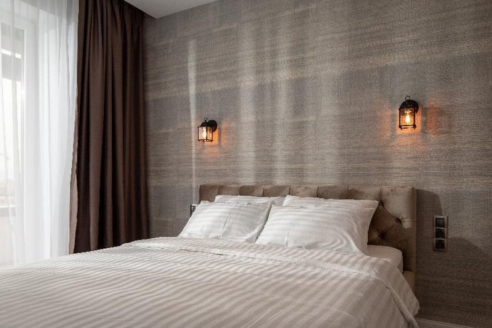 Kanopian Penthouse Hotel