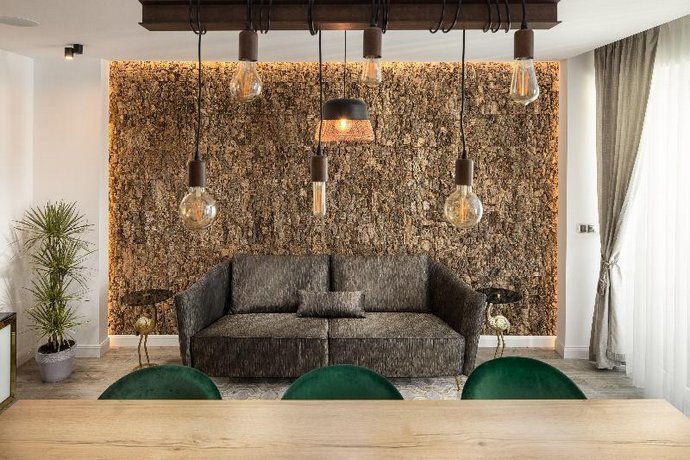 Kanopian Penthouse Hotel