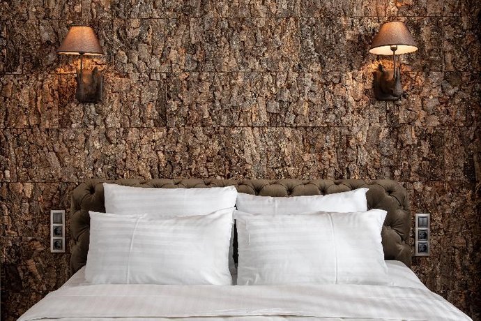 Kanopian Penthouse Hotel