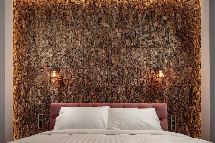 Kanopian Penthouse Hotel