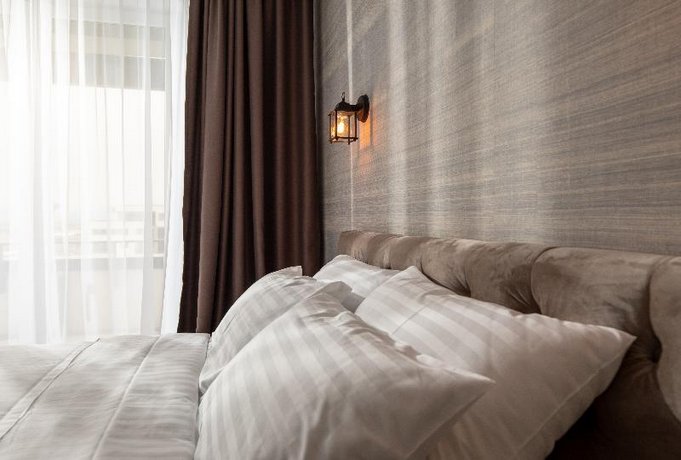 Kanopian Penthouse Hotel