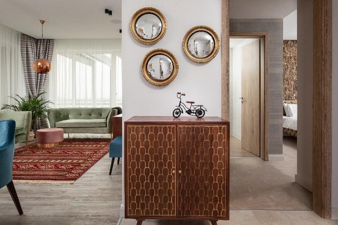 Kanopian Penthouse Hotel