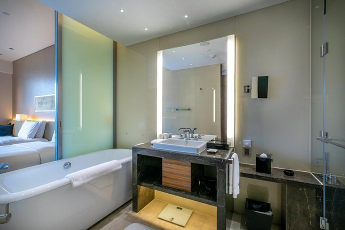 New World Guiyang Hotel