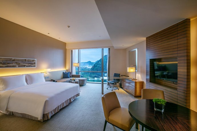 New World Guiyang Hotel