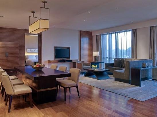 New World Guiyang Hotel