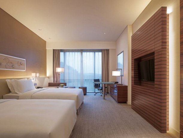 New World Guiyang Hotel