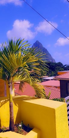Sea/Piton View Apartment