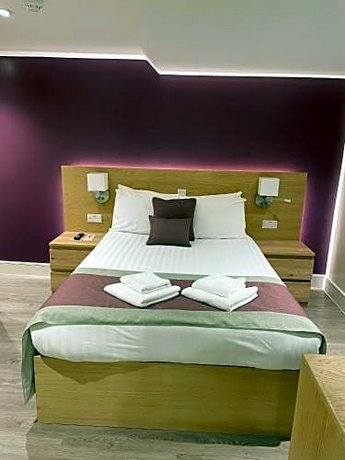 Holtwhites Hotel