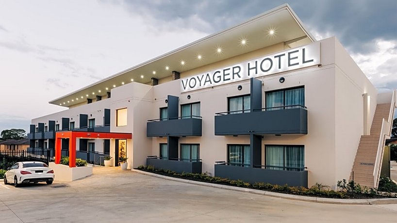 Voyager Motel