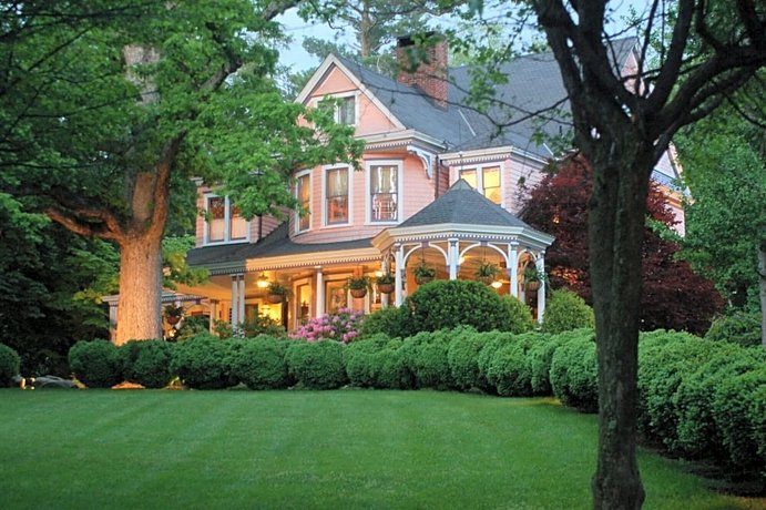 Beaufort House Inn