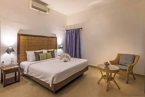 Club Mahindra Ashtamudi