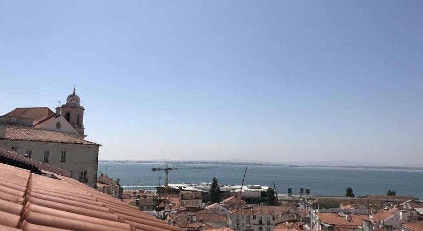Alfama River Loft