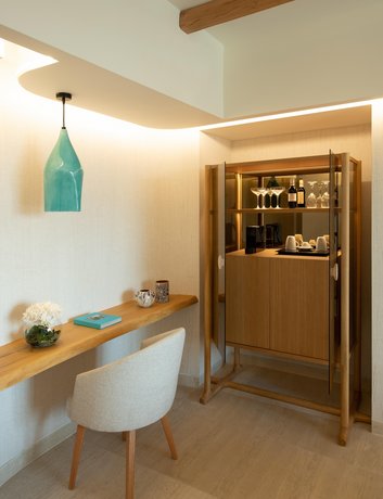 Mitsis Rinela Beach Resort & Spa