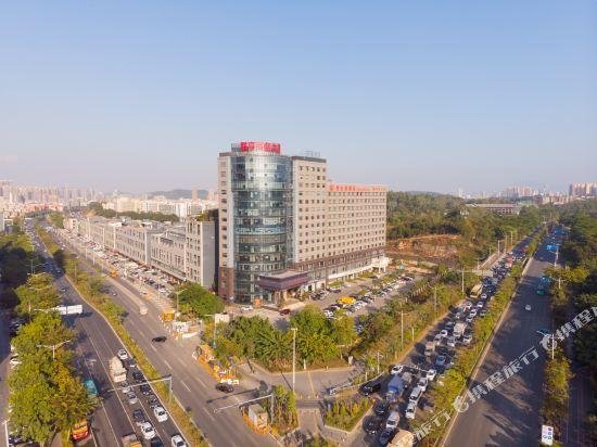 Vienna Hotel Shenzhen Longgang Ainan Road