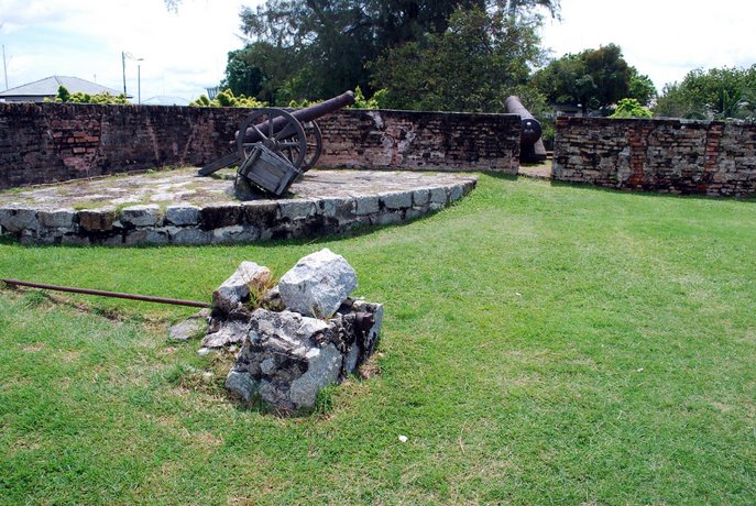 Magpie Residence