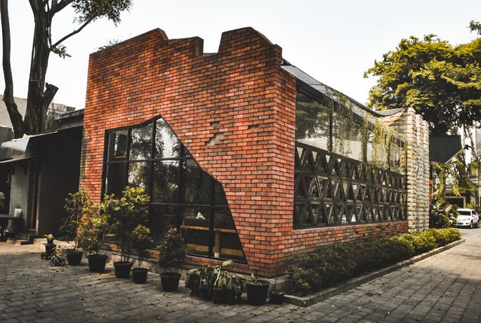 Sunbreeze Hotel