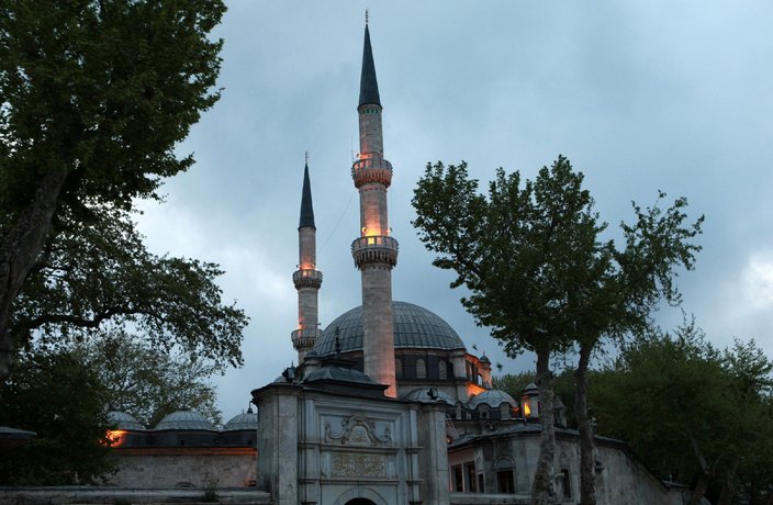 Omar Sultan Taksim