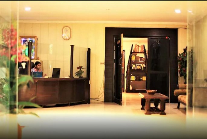 Embassy Suites New Delhi