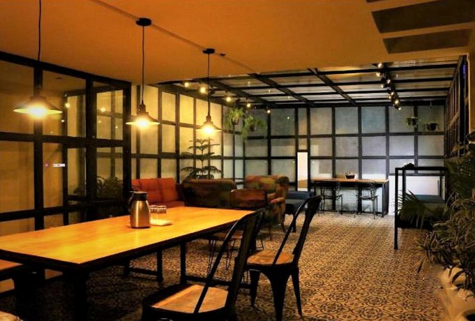 Hotel Shubham Vilas