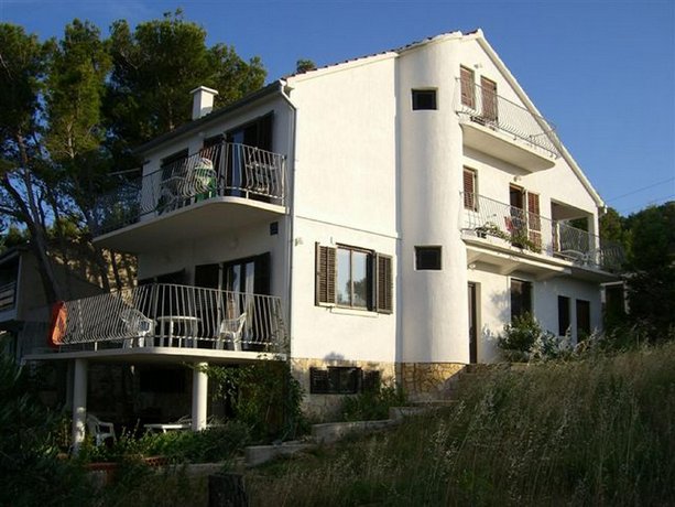 Apartment with one bedroom in Betina with wonderful sea view furnished garden and WiFi