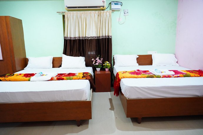 Sri Gokulam Guest House