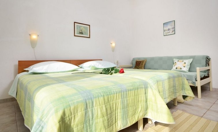 Holiday Home Vesna Tucepi Split-Dalmatia County