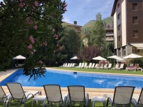 Hotel Restaurant Pessets & SPA