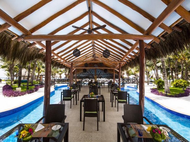 Hidden Beach Resort by Karisma