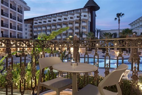 Blue Marlin Deluxe Spa & Resort